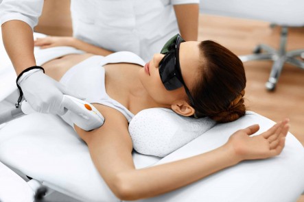 KHÔNG KHỎI HÔI NÁCH VÌ CHƯA CHỮA ĐÚNG CÁCH